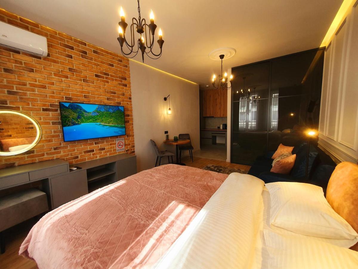 Designer Apartment In The Residential Complex "Yaroslavivsky City" In The Center Of Kiev エクステリア 写真